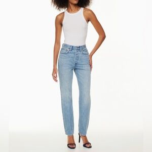 NWT Aritzia Denim Forum The 90s High Rise Loose Boyfriend Jean Size 30